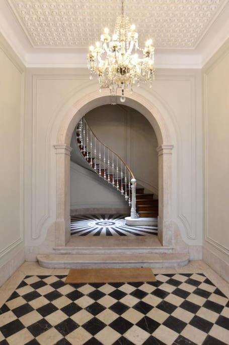 Big Stunning Appartement Lisboa